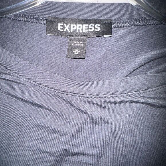 Express Grey Medium Top - Picture 3 of 3